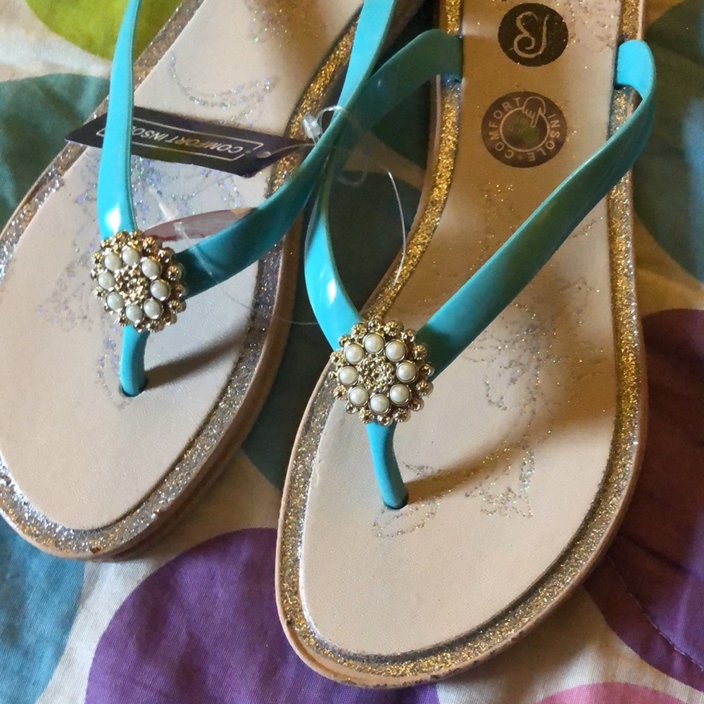 Babe flops FREE -with bundle purchase of 3+ or $39+(✅ )